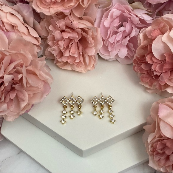 Diamond Shaped Crystal Earrings with Tassels - Picture 7 of 16